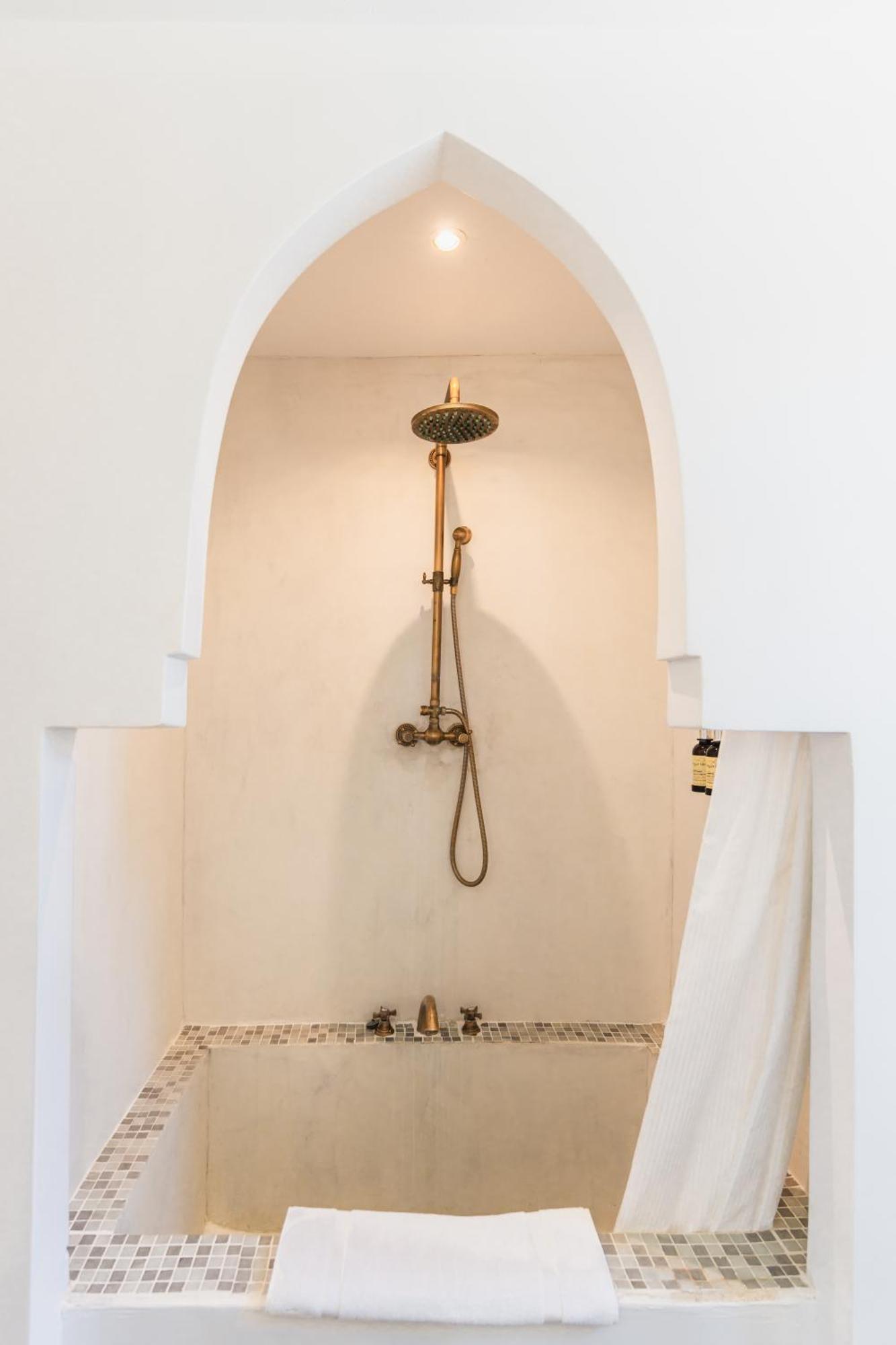 The Pearl - Bed & Breakfast Marbella